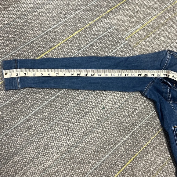 Levi's Denim Blue Trucker Classic 90’s Style Casual Jacket Sz.Med - Picture 9 of 9